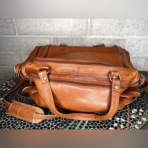 Genuine Leather Duffle Bag Made in Colombia – Travel Weekender, Brown